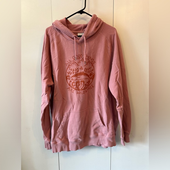 Salmon Sisters hoodie size 2XL with “all good things are wild & free” design. - Picture 1 of 3